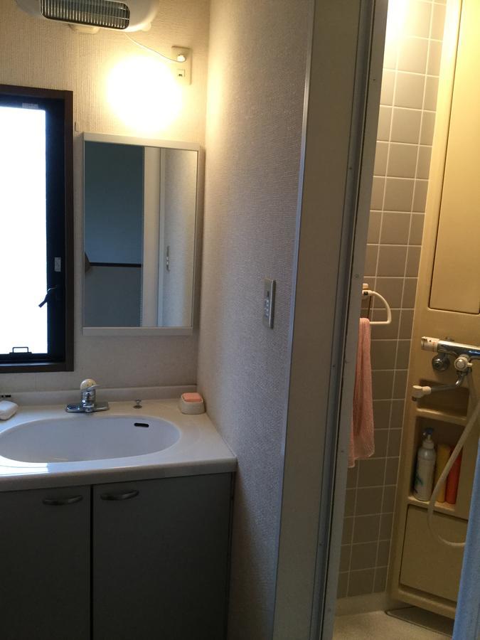 Guesthouse Cosmo Tokushima Luaran gambar